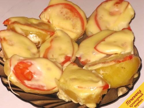 http://www.pechenuka.ru/news/wp-content/uploads/2011/03/kartofel-zapechennyj-s-syrom-i-pomidorom_280_200pech.jpg